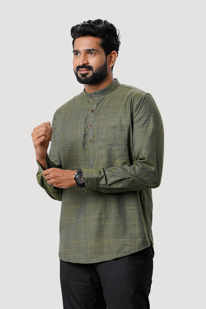 man wearing short kurta