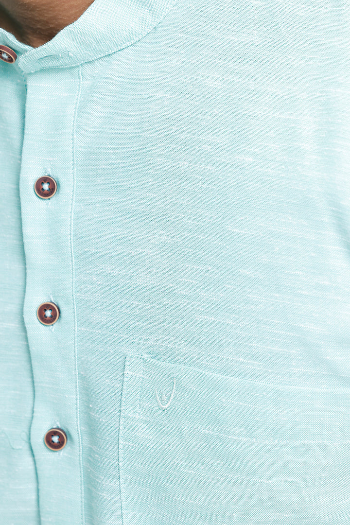 Men’s short kurta in seafoam blue color