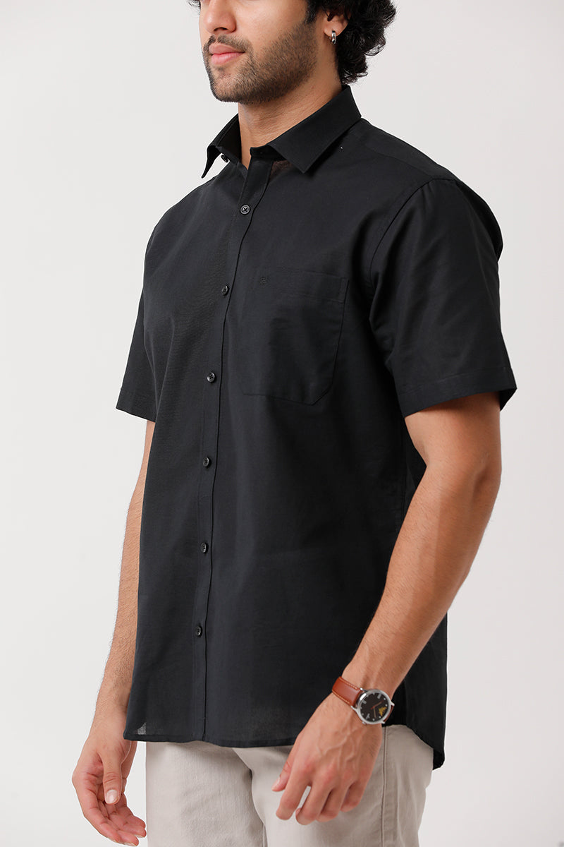 Ariser Jute Classic Black Cotton Blend Half Sleeve Solid Smart Fit Formal Shirt For Men