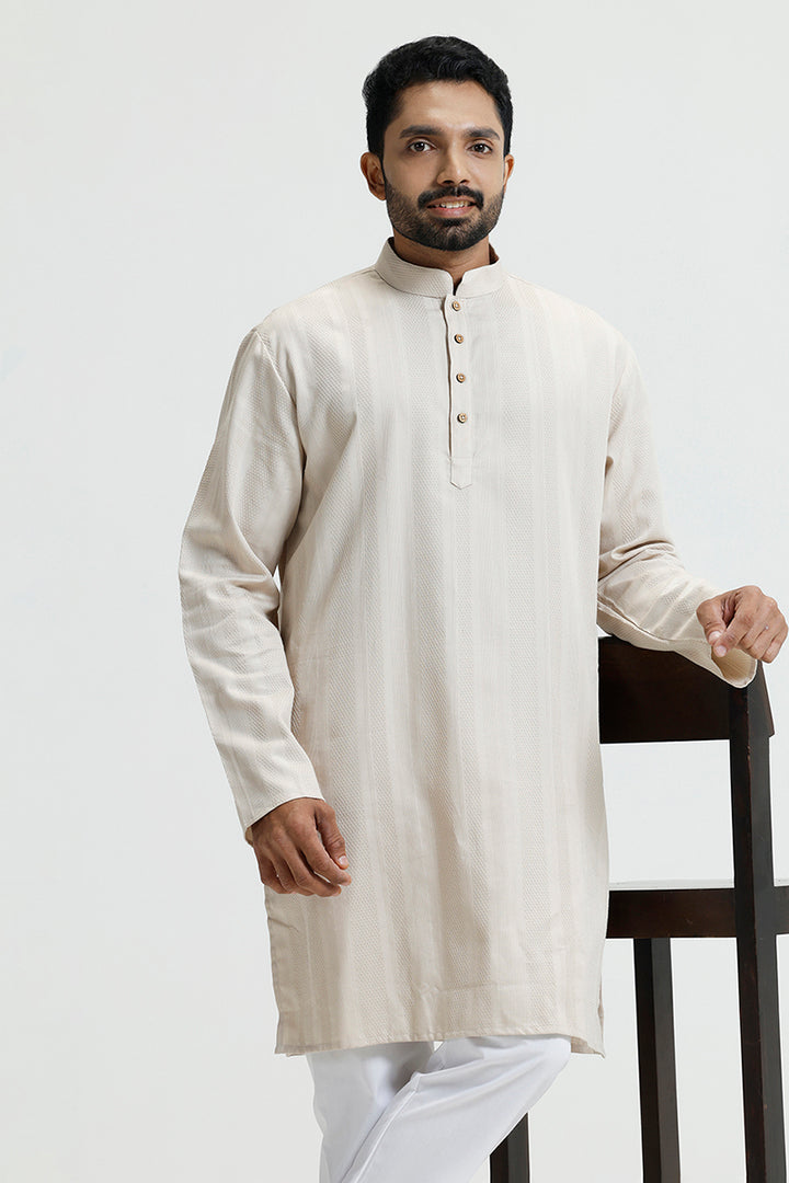 Stylish mandarin collar kurta for men