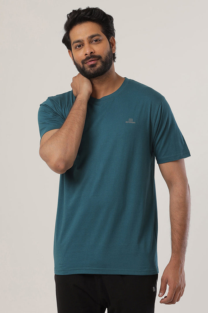Casual round neck t-shirts